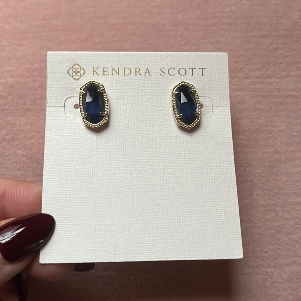 Sapphire Blue Kendra Scott earrings